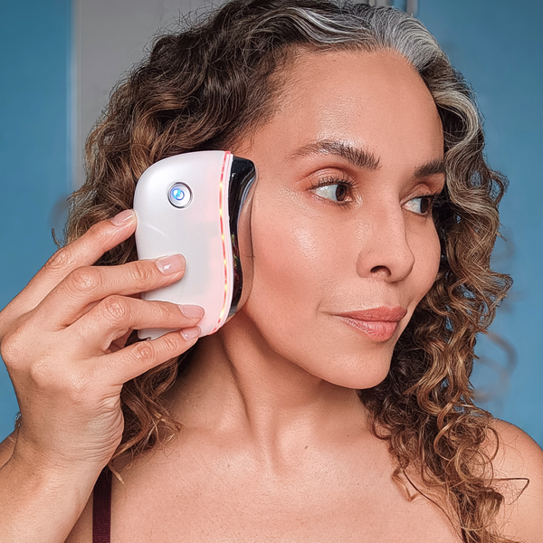 New Year | Lift & Glow Gua Sha Pro + 3 Free Serums Trial Subscription